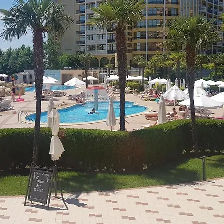 Private In The Best - Seaview Апартамент