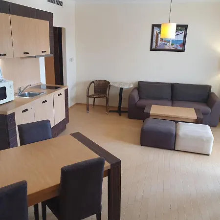 Апартамент Private In The Best - Seaview